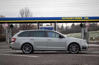 Škoda Octavia Combi 2.0 TDI RS DSG - 4