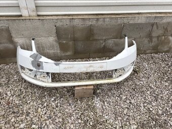 Octavia 3 naraznik maska lišta svetlo - 4