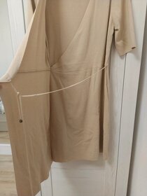Béžové úpletové šaty - 4