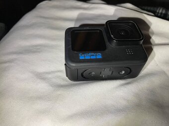 Predám kamerku GoPro HERO10 Black - 4