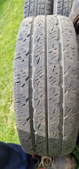 Pneu 215/70 R15 C - 4