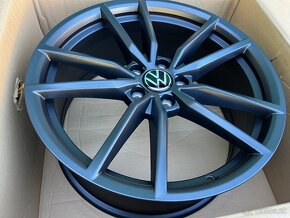 VW PASSAT alu kola 19" nové, originál VW - 4