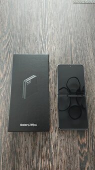 Samsung Galaxy Z Flip 6 256GB Silver shadow - 4