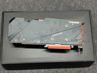 Predám grafickú kartu GIGABYTE AORUS 5700 XT 8GB DDR6 - 4