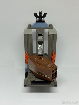 Lego 1381 - Vampire's Crypt - 4