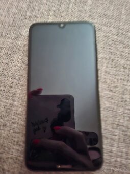 Huawei Y7 2019 - 4