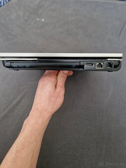 Notebook značky Hp elite book8440p - 4