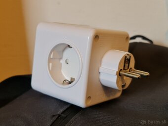 7v1 Zásuvka - roztrojka/kocka 3 výstupy + 4x USB - 4