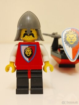 LEGO Castle 1752 Boat with Armor - 4