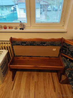 Predám rohovú kuchynskú lavicu – masív, úložný priestor - 4