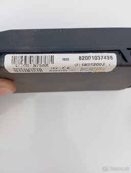 riadiaca jednotka centralu s kľúčom Renault Thália rok 2011 - 4