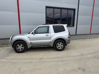 Mitsubishi Pajero 2.5 TD - 4