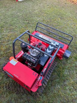 RC pásová kosačka - 4