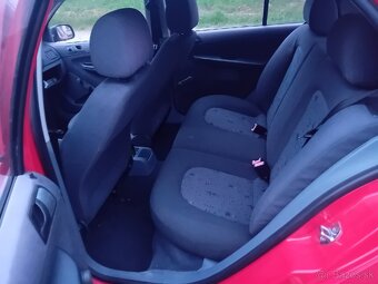 ŠKODA FABIA JUNIOR 1.2I 44KW R.V.2002 - 4