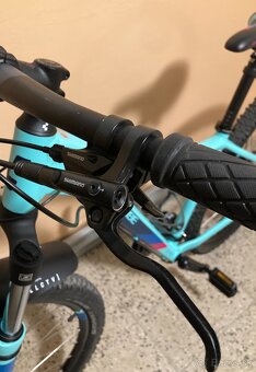 Horský bicykel Cube (dámsky). - 4