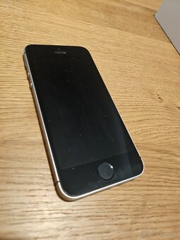 iPhone SE 2016 - 4