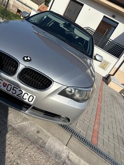 BMW 525i e60 -141kw, r.v. 2004 + nové zimné prezutie - 4