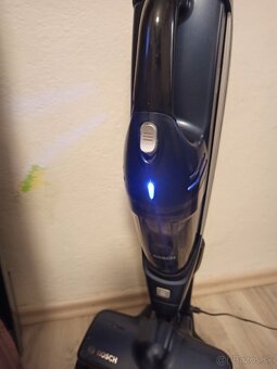 Tyčový vysávač bezdrôtový - 4