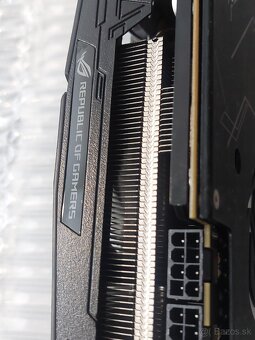 Graficka karta RADEON VEGA 64 8GB - 4