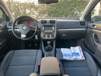 Volkswagen GOLF 1,9 TDI 105 CH Confort Line - 4