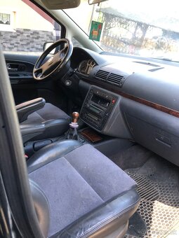 Predám vw sharan 4x4 2001 - 4