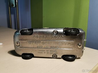 Corgi toys Ferrari Berlinetta - 4