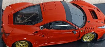 Predám model Ferrari 488 GT3 1:43 Looksmart/Spark - 4