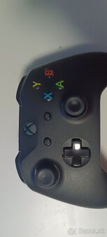 Xbox one x - 4