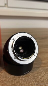 Sony FE 50mm F1.8 - 4