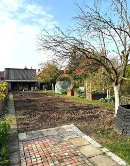 Na predaj rodinný dom s ďalšou prístavbou v obci Trstín - 4