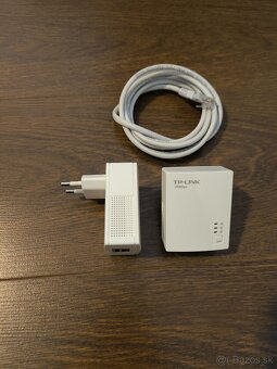 WiFi repeater TP-Link 200 Mbps - 4