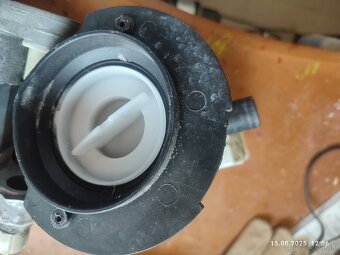 Motor a čerpadlo pracka - 4