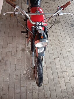 Moto Guzzi 125 - 4