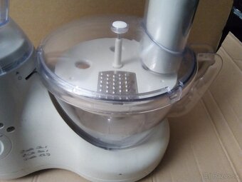 Kuchynsky robot Tesco FBM1 - 4