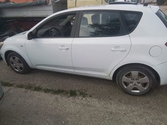 KIA CEED 1.4 16V G4FA - 4