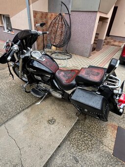 Predám suzuki intruder c800 - 4