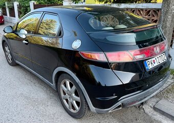HONDA CIVIC 8g UFO 2.2 i-CTDi 103kw MANUÁL 6 - 4