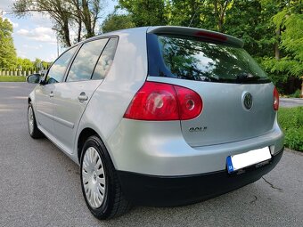 Volkswagen Golf V 1.4 16V Benzín - 4