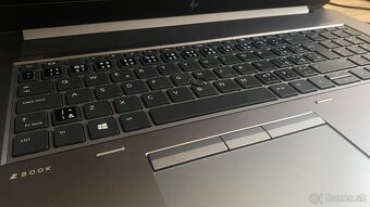 HP Zbook17 G6 - 4