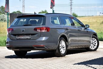 Volkswagen Passat Variant 1.5 TSI BENZÍN AUTOMAT DSG SR 2021 - 4