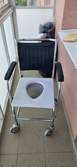 Predám toaletnú stoličku - WC kreslo - 4