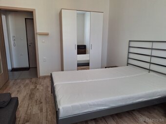Prenájom 2 izb.byt, ul. Považská, balkón - 4
