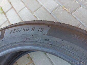 Letné pneu Michelin Primacy 4 235/50 R19 XL - 4