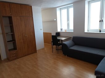 1 izbový byt na prenájom - Nováky - 4