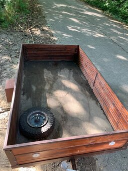 Predám prívesný vozík - 4