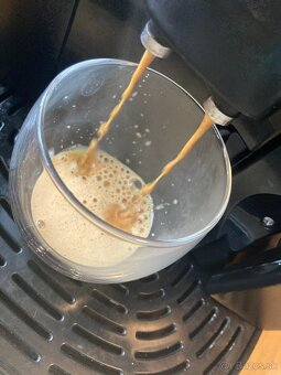 automaticky kavovar DeLonghi Magnifica  po veľkom servise - 4