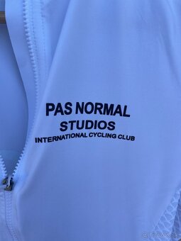 Dres PAS normal studios - 4