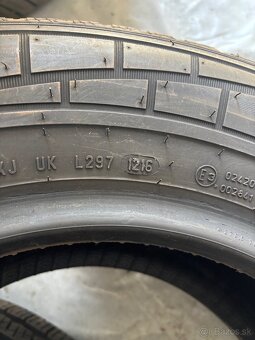 Pirelli chrono 225/70 r15C - 4