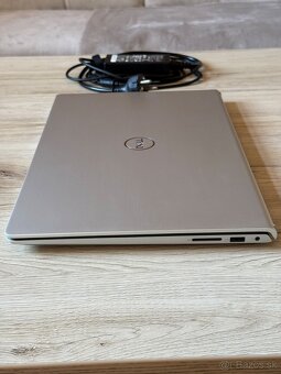 Notebook Dell Inspiron 15 (3520) strieborný - 4