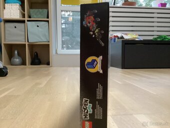 70421 Lego hiden side Stunt-Truck - 4